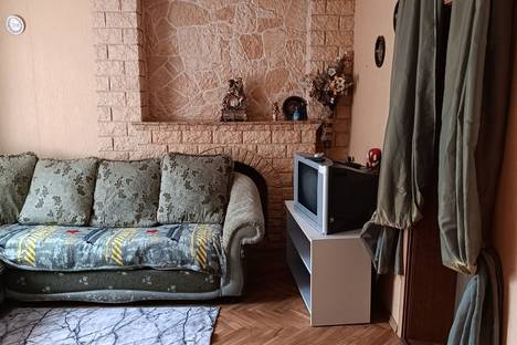 Однокомнатная квартира в аренду посуточно в Азове по адресу ул. Мира, 109