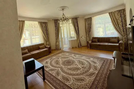 2-комнатная квартира в Домбае, Карачаевская ул., 60