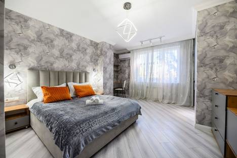2-комнатная квартира в Алматы, пр-кт Назарбаева, 36к3блок9, м. Райымбек Батыра