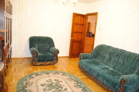 Двухкомнатная квартира в аренду посуточно в Пензе по адресу ул. Суворова, 143 