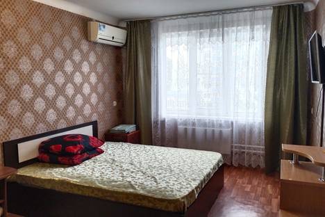 1-комнатная квартира в Волжском, Волжский, проспект имени Ленина, 120