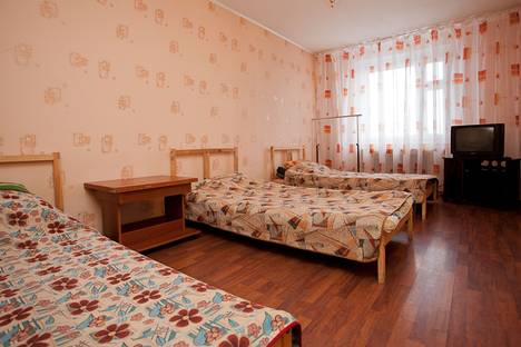 Двухкомнатная квартира в аренду посуточно в Челябинске по адресу ул. Батумская, 15А