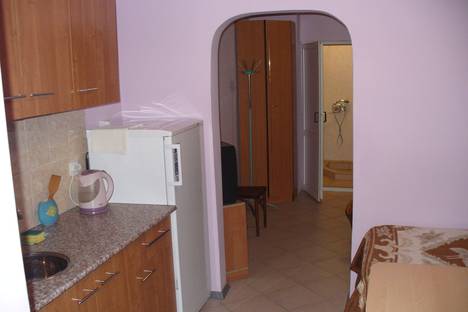 Однокомнатная квартира в аренду посуточно в Таганроге по адресу Чеботарская улица, 8