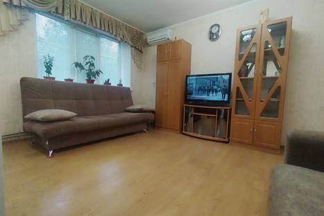 3-комнатная квартира в Феодосии, победы 15