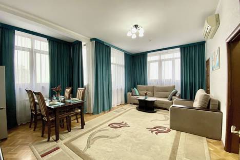 Двухкомнатная квартира в аренду посуточно в Сочи по адресу Курортный проспект, 75, корпус 1