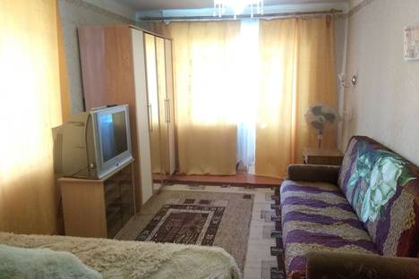 Однокомнатная квартира в аренду посуточно в Таганроге по адресу 27-й переулок, 27