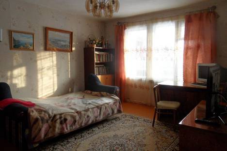 Трёхкомнатная квартира в аренду посуточно в Байкальске по адресу ул. Кожова 1