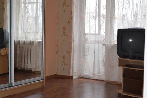 Однокомнатная квартира в аренду посуточно в Симферополе по адресу улица Гагарина9а