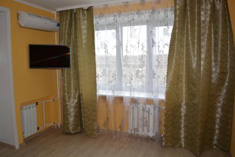 Однокомнатная квартира в аренду посуточно в Орске по адресу пр. Ленина 71а