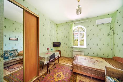 Однокомнатная квартира в аренду посуточно в Севастополе по адресу Седова,16
