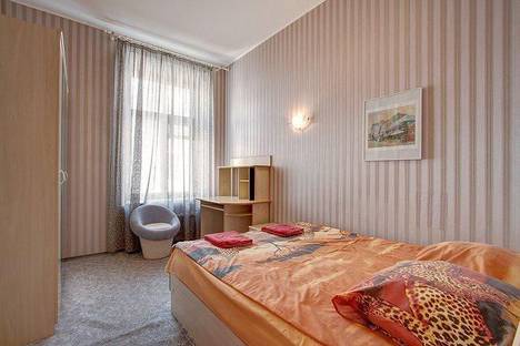 2-комнатная квартира в Санкт-Петербурге, Итальянская, 29, м. Гостиный двор