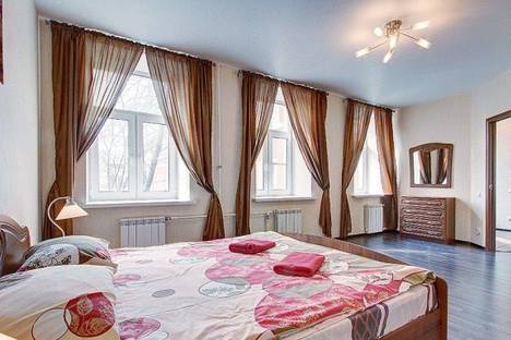3-комнатная квартира в Санкт-Петербурге, Невский проспект 84/86, м. Маяковская
