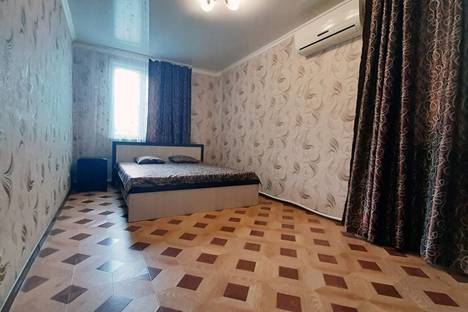 2-комнатная квартира в Астрахани, ул. Вяземская, 32