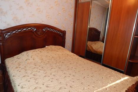 Двухкомнатная квартира в аренду посуточно в Севастополе по адресу Проспект Октябрьской революции, 53