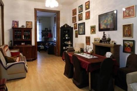 Трёхкомнатная квартира в аренду посуточно в Тбилиси по адресу Дадиани, 18