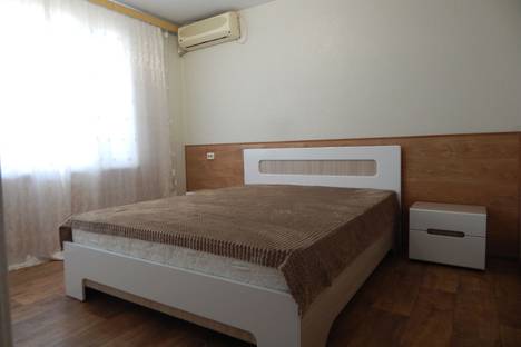 2-комнатная квартира в Севастополе, Проспект Октябрьской Революции, 23