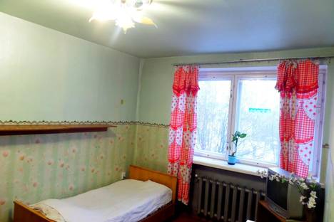 Комната в аренду посуточно в Слободской по адресу улица Свердлова, 45а