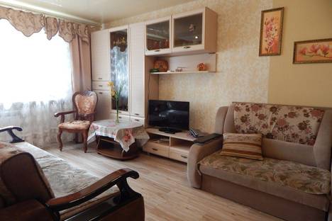 Двухкомнатная квартира в аренду посуточно в Севастополе по адресу улица Меньшикова, 23