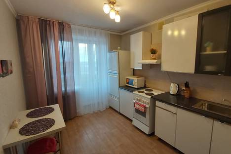 Однокомнатная квартира в аренду посуточно в Барнауле по адресу Павловский тракт, 203