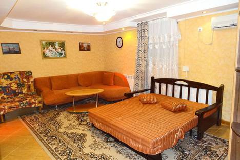 Однокомнатная квартира в аренду посуточно в Феодосии по адресу бул. Старшинова 10-а