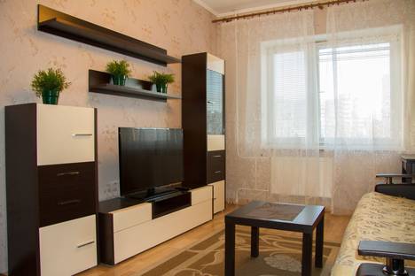 Двухкомнатная квартира в аренду посуточно в Санкт-Петербурге по адресу Варшавская улица 19 корпус 5, метро Электросила