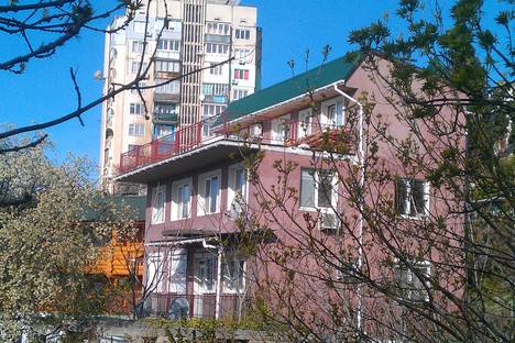 Двухкомнатная квартира в аренду посуточно в Кореизе по адресу Алупкинское шоссе, 10