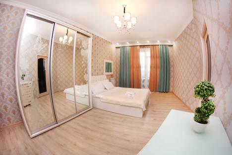 Трёхкомнатная квартира в аренду посуточно в Алматы по адресу улица Навои, 72
