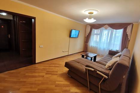 Трёхкомнатная квартира в аренду посуточно в Кисловодске по адресу улица Орджоникидзе, 30