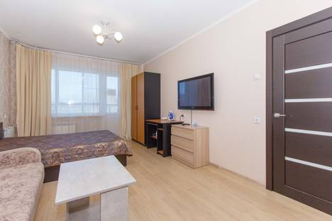 Однокомнатная квартира в аренду посуточно в Новосибирске по адресу Тихвинская улица, 1