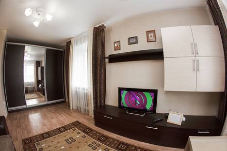 Однокомнатная квартира в аренду посуточно в Новосибирске по адресу улица Гоголя, 32, метро Сибирская