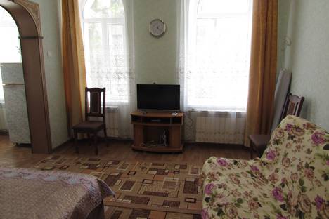 Дом в аренду посуточно в Севастополе по адресу улица Кулакова, 27