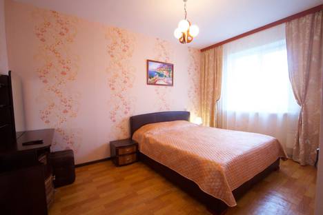 Двухкомнатная квартира в аренду посуточно в Красноярске по адресу улица Батурина, 5Д