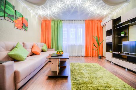 Двухкомнатная квартира в аренду посуточно в Челябинске по адресу улица 250-Летия Челябинска, 23