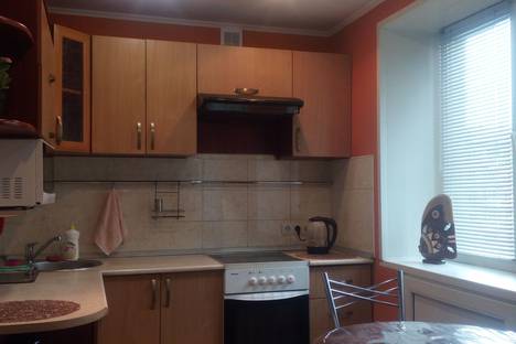 Однокомнатная квартира в аренду посуточно в Новокузнецке по адресу Кемеровская область,Транспортная улица, 33