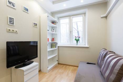 Трёхкомнатная квартира в аренду посуточно в Москве по адресу улица Удальцова, 63, метро Проспект Вернадского