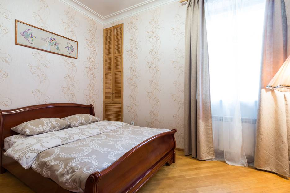 Квартиры посуточно 4 комнатные. Метро белорусская суточный квартира. Метро белорусская квартиры. Посуточно ру. Квартира сутки на метро белорусская.