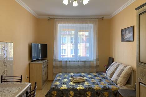 Двухкомнатная квартира в аренду посуточно в Ессентуках по адресу улица Орджоникидзе, 84к3