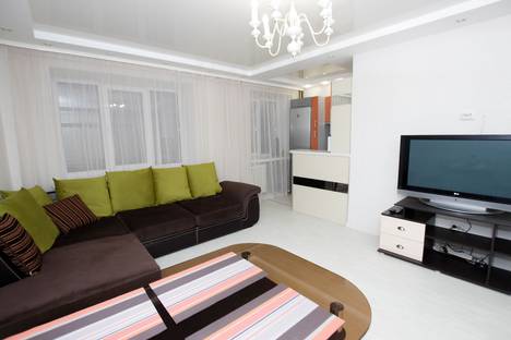 Двухкомнатная квартира в аренду посуточно в Перми по адресу Петропавловская улица, 81