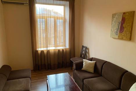 Двухкомнатная квартира в аренду посуточно в Ереване по адресу улица Туманяна 20, метро Площадь Республики