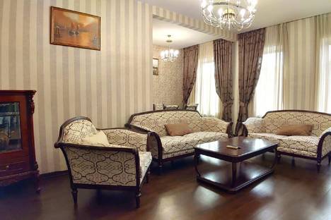 3-комнатная квартира в Баку, улица Рашида Бейбудова дом, м. Сахиль