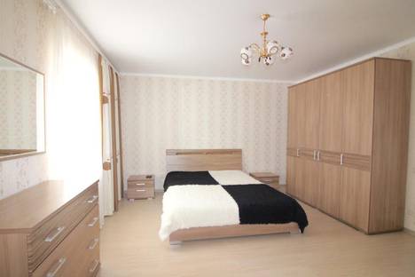 Двухкомнатная квартира в аренду посуточно в Пятигорске по адресу Университетская улица, 1