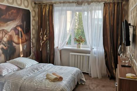 Комната в аренду посуточно в Саратове по адресу улица Тулайкова, 2Б