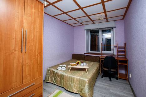 Двухкомнатная квартира в аренду посуточно в Ярославле по адресу улица Слепнёва, 30