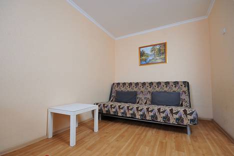 Однокомнатная квартира в аренду посуточно в Омске по адресу проспект Мира, 10А
