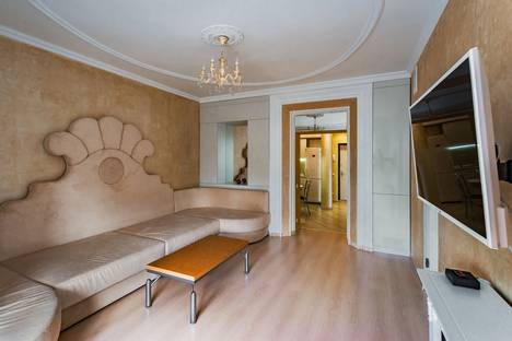 Двухкомнатная квартира в аренду посуточно в Самаре по адресу улица Максима Горького, 131