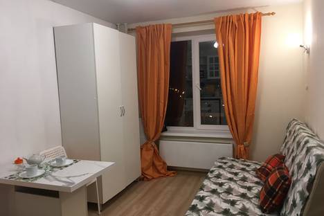 Однокомнатная квартира в аренду посуточно в Москве по адресу Дегунинская улица, 1к4, метро Селигерская