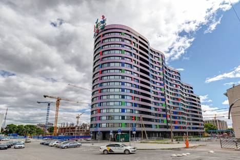 Однокомнатная квартира в аренду посуточно в Екатеринбурге по адресу улица Степана Разина, 2, метро Геологическая