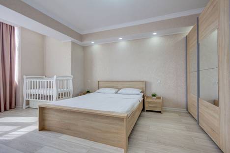 Двухкомнатная квартира в аренду посуточно в Бишкеке по адресу улица Юнусалиева, 173/7