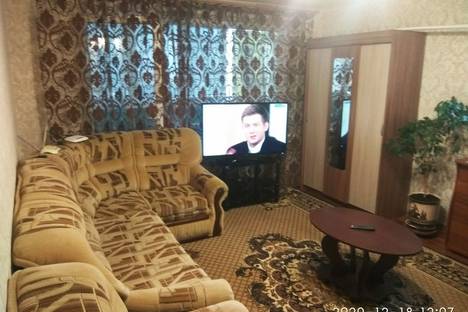 Двухкомнатная квартира в аренду посуточно в Севастополе по адресу проспект Генерала Острякова, 124