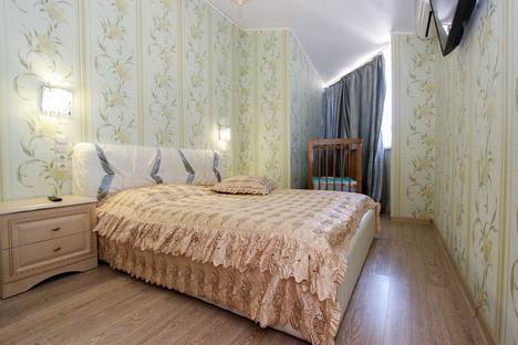 Двухкомнатная квартира в аренду посуточно в Феодосии по адресу Черноморская набережная, 1Г